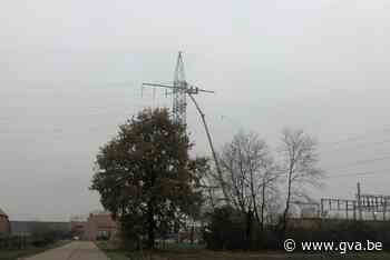 Arbeiders werken aan hoogspanningsmast (Lille) - Gazet van Antwerpen