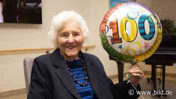 Maria Baumann aus Erlangen: Das ist Deutschlands älteste Skatspielerin - BILD