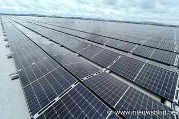 Arbeider tuimelt van dak bij installatie van zonnepanelen