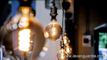 La factura de la luz debe bajar un 60% para cumplir Sánchez su compromiso, según Facua - La Vanguardia
