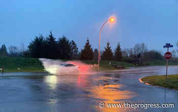 Torrential rains cause road closures in Pitt Meadows – Chilliwack Progress - Chilliwack Progress