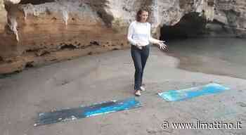 «I pilastri del cielo», un'opera d'arte sulla spiaggia di Miseno - Il Mattino