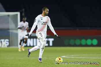 'AA Gent zoekt ervaring voor verdediging in Ligue 1'