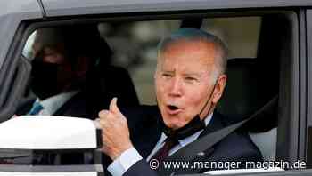 Joe Biden: Präsident der USA fährt im elektrischen Hummer