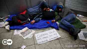 How can architecture combat homelessness? - Deutsche Welle