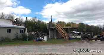 Smiths Falls, Ont. rallies together to help family of a farm destroyed by a fire - Globalnews.ca