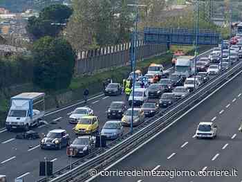 Agnano, traffico fermo per incidente in tangenziale: morto scooterista - Corriere del Mezzogiorno