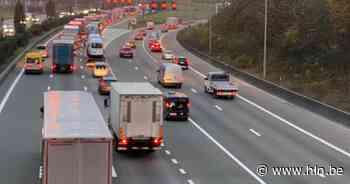 Lange files na ongeval in Kennedytunnel: “Vermijd Antwerpen, rijd over Brussel” - Het Laatste Nieuws