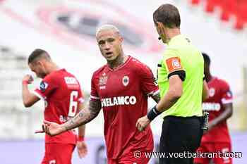 Nainggolan koos als Beerschot-ambassadeur voor een avontuur op de Bosuil: &quot;Toen heeft Beerschot me ook laten vallen&quot;