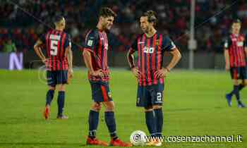 Cosenza, partenza per Parma prevista già domani. A sinistra c’è Corsi - Cosenzachannel.it