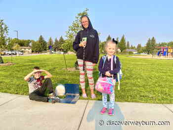 [GALLERY] Exciting First Day Of School In Weyburn For Children - DiscoverWeyburn.com