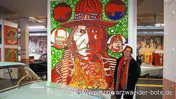 Kunst in Schramberg - Eva Bur am Orde setzt 36 Friedensstiftern ein farbenfrohes Denkmal - Schwarzwälder Bote