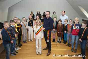 Louise is eerste kinderburgemeester van Beernem