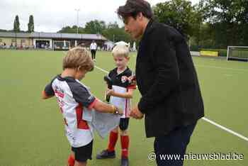 Hockeyclub neemt erfpacht van voetbal Massenhoven over, voetbal Zandhoven mag nog vijf seizoenen trainen op A-veld