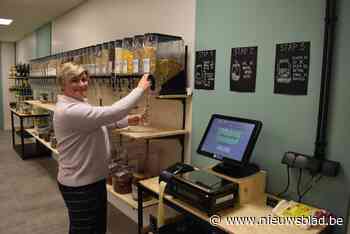 Verpakkingsvrije winkel Vital Bokal kiest voor duurzame producten: “Je neemt alleen wat je nodig hebt en moet dus niets weggooien”