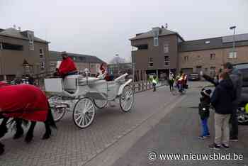 Sinterklaas trekt opnieuw door de woonwijken