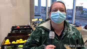 Pop-up produce markets a fresh way to combat food insecurity in Calgary as prices edge up