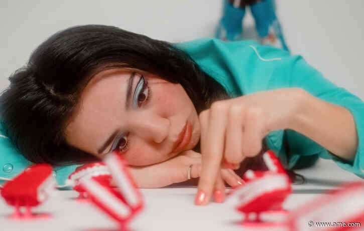 Listen to Dirty Hit’s latest signing Wallice come of age on new single ‘Wisdom Tooth’