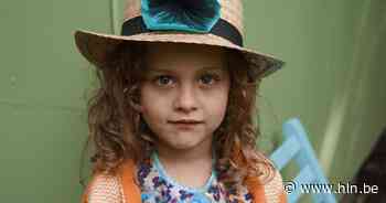 Kleine fashionistas zijn modeontwerper voor één dag in het modemuseum - Het Laatste Nieuws