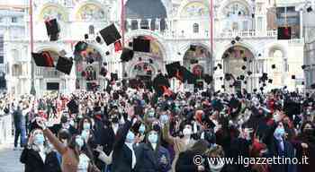 Lauree in Piazza San Marco, fra i mille tocchi anche la quattrocentista Rebecca Borga - Il Gazzettino