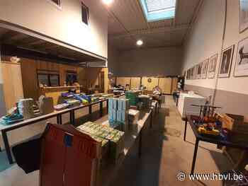 Loois Hulphuis steekt Sinterklaas een handje toe (Tessenderlo) - Het Belang van Limburg Mobile - Het Belang van Limburg