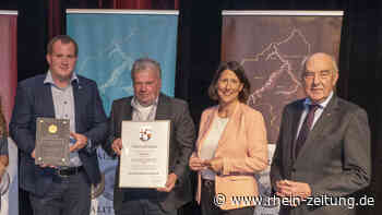 Landesprämierung: Warmer Preisregen für Cochem-Zeller Winzer - Kreis Cochem-Zell - Rhein-Zeitung