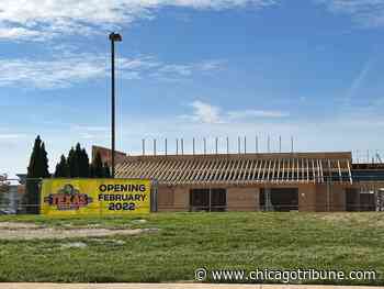 Texas Roadhouse moving from Naperville to Aurora; Belle Tire opens one of its first Illinois stores in Naperville Saturday - Chicago Tribune