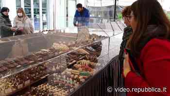 A Bari il paradiso dei golosi: tre giorni di festa con i maestri del cioccolato da tutta Italia - Repubblica TV