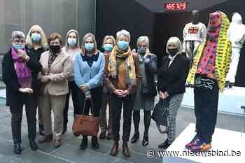 Jaartje later door corona, maar Markant nu toch in het modemuseum - Het Nieuwsblad