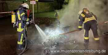 Feuer in Stadtlohn: Mehrere Mülltonnen in Brand - Täter unbekannt | Stadtlohn - Münsterland Zeitung