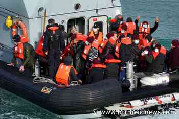 Starmer accuses Patel over Channel migrants crisis - Barrhead News