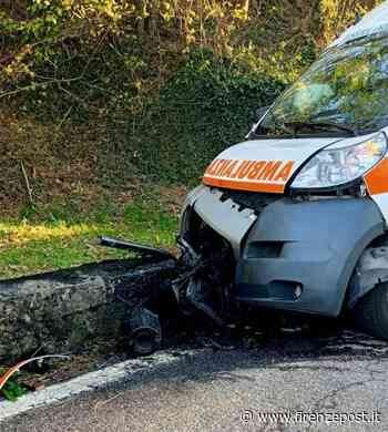 Prato: anziano 85enne muore nell’ambulanza che urta un muretto - Firenze Post