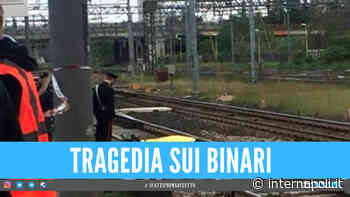 Tragedia in stazione a Frattamaggiore: ragazza investita e uccisa dal treno in transito - InterNapoli.it