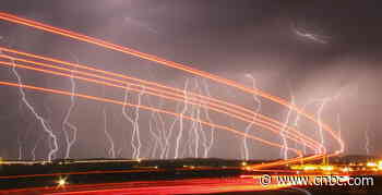 Cramer's lightning round: I'd rather own crypto directly instead of Marathon Digital - CNBC