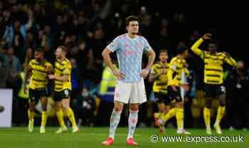 Man Utd star Harry Maguire furiously throws armband at Bruno Fernandes after Watford red - Daily Express