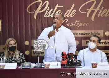 Eric Cisneros anuncia pista de hielo en Coatepec; se inaugurará el 30 de noviembre - Imagen de Veracruz