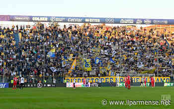 I tifosi del Parma a Collecchio per caricare la squadra: oggi rifinitura a porte aperte - Luca Galvani