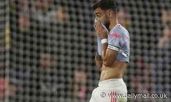 Bruno Fernandes leaps to the defence of Ole Gunnar Solskjaer and says 'EVERYONE' is to blame - Daily Mail