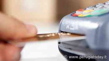 Foligno: shopping con il bancomat rubato, individuato e denunciato dai Carabinieri - PerugiaToday