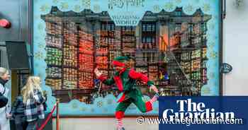 Retail sales rise as Christmas shopping starts early in Great Britain - The Guardian