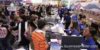 Retail Workers Say Customers Are Worse During Holidays - Business Insider