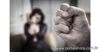 VIOLÊNCIA DOMÉSTICA: Briga familiar acaba em confusão generalizada em Imbituba; agressor foi parar na delegacia e a irmã no hospital - Portal AHora