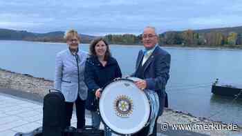 Bad Wörishofer Rotarier spülen Erlös aus Entenrennen ins Überschwemmungsgebiet - Merkur Online