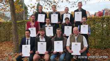 Neue Landwirtschaftsmeister erhalten ihre Meisterbriefe bei einer Festveranstaltung in Mindelheim - Merkur Online