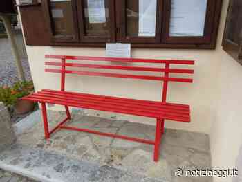 Gattinara le firme delle donne sulla nuova panchina rossa - Notizia Oggi Borgosesia - Notizia Oggi Borgosesia -