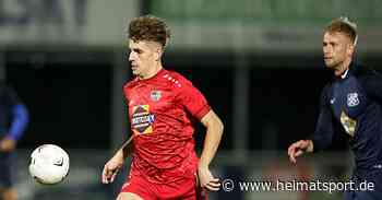 SB Chiemgau Traunstein siegt in Unterzahl mit einem Doppelpack in der Nachspielzeit - Heimatsport.de