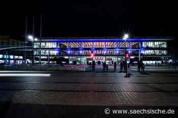 Dresden: Weshalb der Kulturpalast blau leuchtet - Sächsische.de