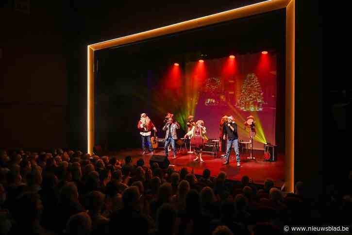 Strangers Tribjoet Band 4 TACT geeft eerste grote optreden in het Fakkeltheater: “Het publiek werd uitzinnig”