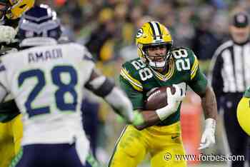 Can AJ Dillon Carry The Load? The Green Bay Packers Believe He Can - Forbes