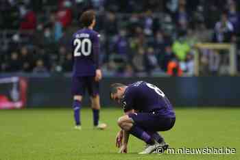 ONZE PUNTEN. Twee onvoldoendes bij matig Anderlecht, geen uitblinkers bij KV Kortrijk - Het Nieuwsblad